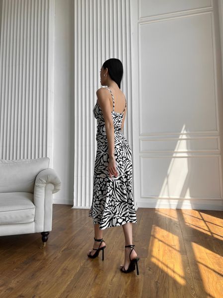 Легка шовкова сукня довжини міді з розрізом 32294701 фото