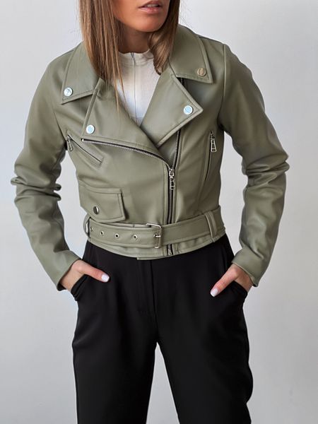 Куртка укорочена косуха з еко шкіри на замші кольору оливка з підкладкою. 32130401 фото