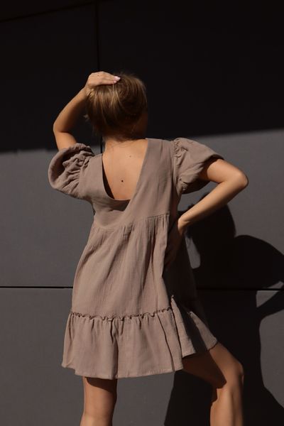 Жіноча сукня з натуральної тканини довжини міні з коротким рукавом на резинці. 32010905 фото