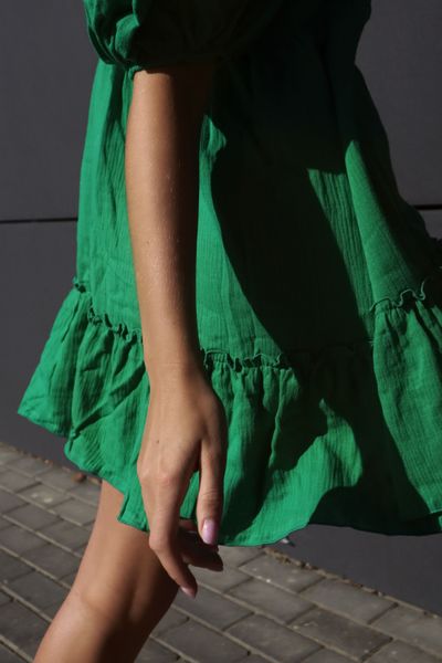 Жіноча сукня з натуральної тканини довжини міні з коротким рукавом на резинці. 32011605 фото